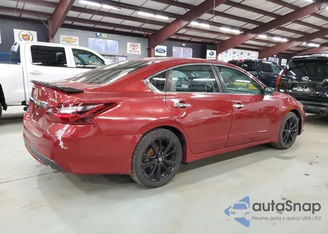 2017 Nissan Altima 2.5 z USA, uszkodzony, nr VIN 1N4AL3AP8HN334998